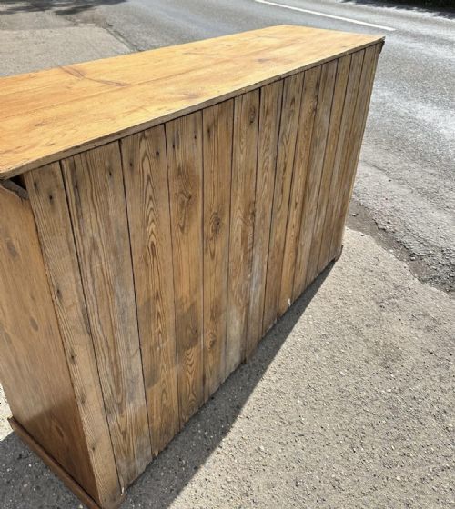 VICTORIAN PINE 4 DOOR CUPBOARD - ADDITIONAL PHOTO 7