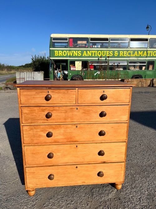 victorian pine 24 chest of drawers - CATEGORY: ANTIQUE CHEST OF DRAWERS - DATED VICTORIAN