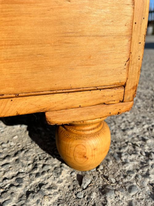 VICTORIAN PINE 24 CHEST OF DRAWERS - ADDITIONAL PHOTO 5