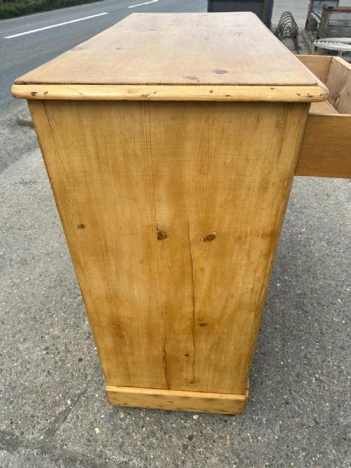 VICTORIAN PINE 24 CHEST OF DRAWERS - ADDITIONAL PHOTO 4