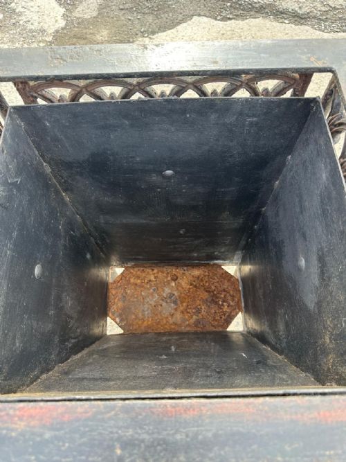 VICTORIAN STATELY PARK CAST IRON LITTER BIN - ADDITIONAL PHOTO 1