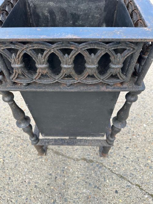 VICTORIAN STATELY PARK CAST IRON LITTER BIN - ADDITIONAL PHOTO 5