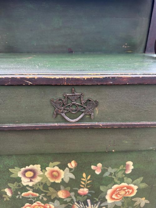 VICTORIAN PINE CUPBOARD WITH RAISED SHELF - ADDITIONAL PHOTO 9