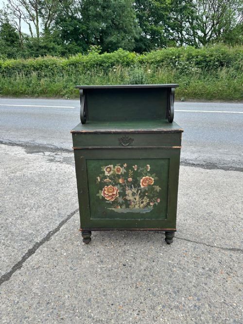 victorian pine cupboard with raised shelf - CATEGORY: ANTIQUE CUPBOARDS - DATED VICTORIAN