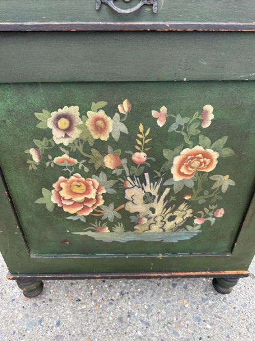 VICTORIAN PINE CUPBOARD WITH RAISED SHELF - ADDITIONAL PHOTO 13