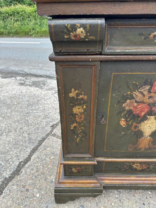 18TH CENTURY DUTCH POSSIBLY FRENCH ORIGINAL PAINTED PINE CUPBOARD - ADDITIONAL PHOTO 1