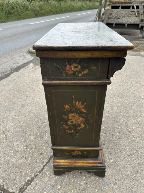 18TH CENTURY DUTCH POSSIBLY FRENCH ORIGINAL PAINTED PINE CUPBOARD - ADDITIONAL PHOTO 5