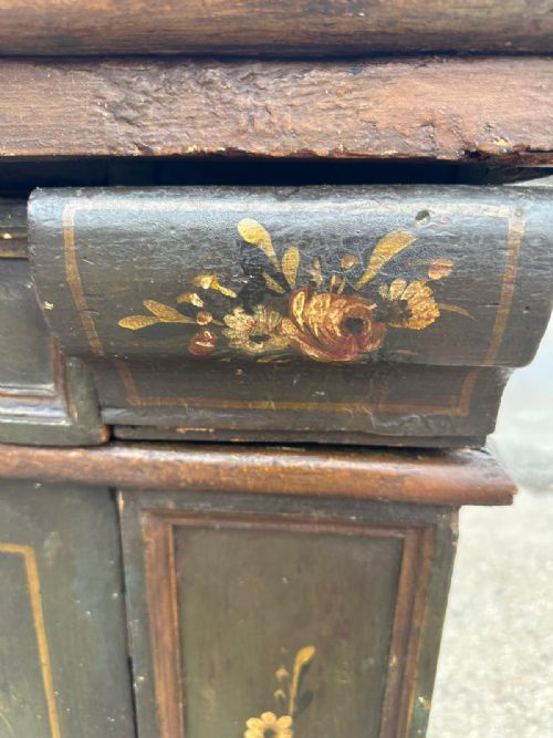 18TH CENTURY DUTCH POSSIBLY FRENCH ORIGINAL PAINTED PINE CUPBOARD - ADDITIONAL PHOTO 6