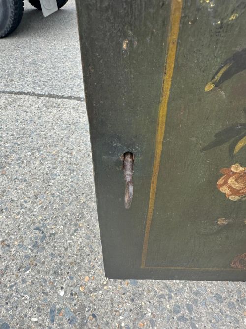18TH CENTURY DUTCH POSSIBLY FRENCH ORIGINAL PAINTED PINE CUPBOARD - ADDITIONAL PHOTO 8