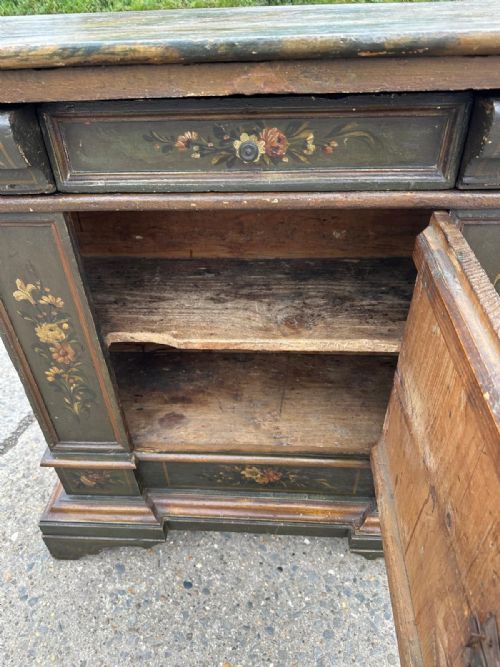 18TH CENTURY DUTCH POSSIBLY FRENCH ORIGINAL PAINTED PINE CUPBOARD - ADDITIONAL PHOTO 12