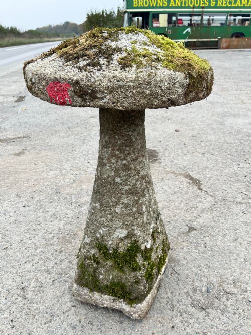 CIRCA 1800 CORNISH GRANITE STADDLE STONE - ADDITIONAL PHOTO 4
