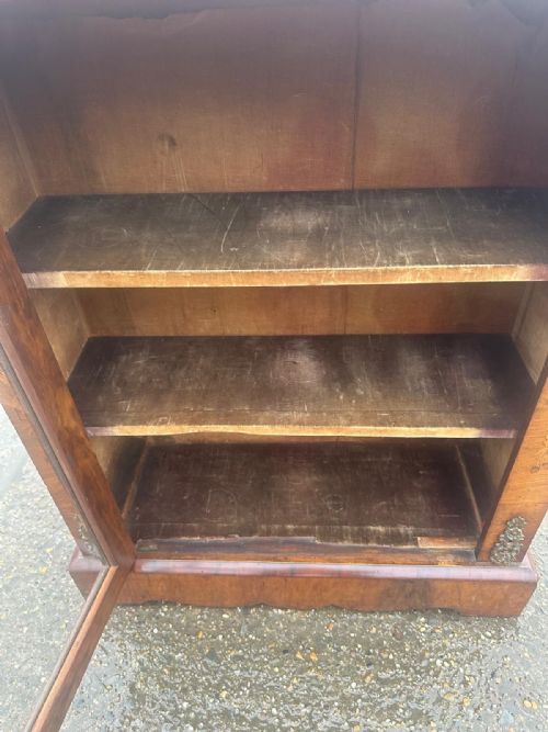 19TH CENTURY WALNUT PIER CABINET WITH BOXWOOD MARQUETRY - ADDITIONAL PHOTO 8