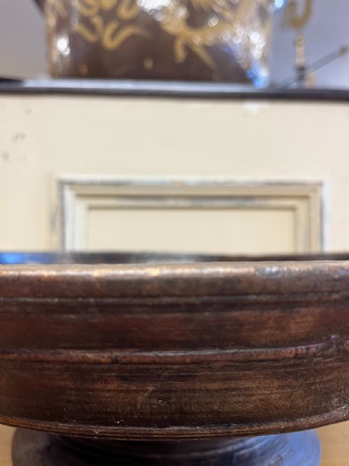 PROBABLY 18TH CENTURY TURNED FRUITWOOD BOWL WITH AN INTEGRAL STAND - ADDITIONAL PHOTO 1