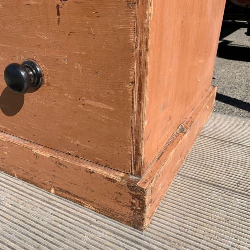 VICTORIAN PINE LINEN PRESS - ADDITIONAL PHOTO 1