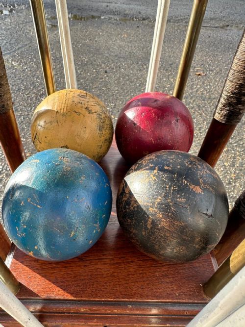 AN EARLY 20TH CENTURY JACQUES OF LONDON CROQUET SET RETAILED BY HARRODS - ADDITIONAL PHOTO 5