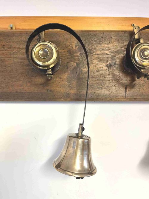 SET OF 5 VICTORIAN SERVANTS BELLS MOUNTED ON ASSOCIATED PINE BOARD - ADDITIONAL PHOTO 11