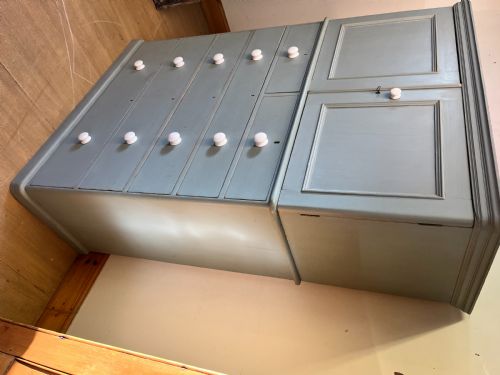 VICTORIAN PAINTED PINE LINEN CUPBOARD - ADDITIONAL PHOTO 4