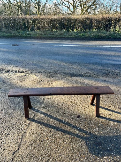 18TH CENTURY OAK BENCH STOOL - ADDITIONAL PHOTO 4