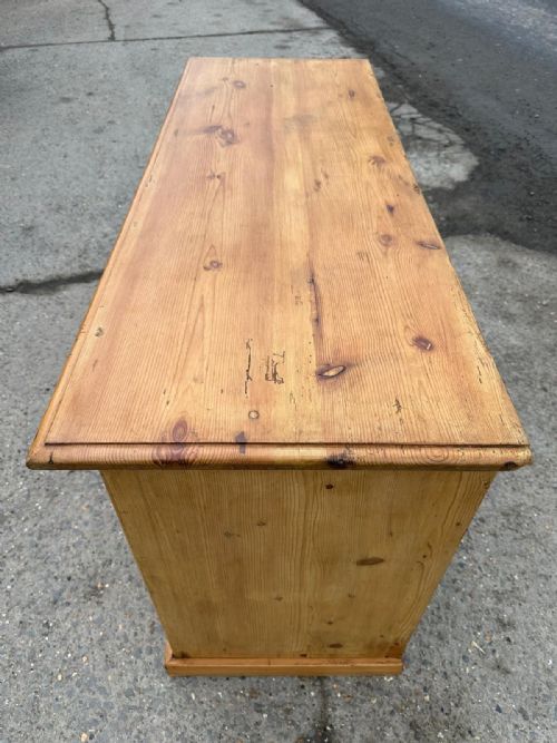 CIRCA 1900 PINE DRESSER BASE - ADDITIONAL PHOTO 4