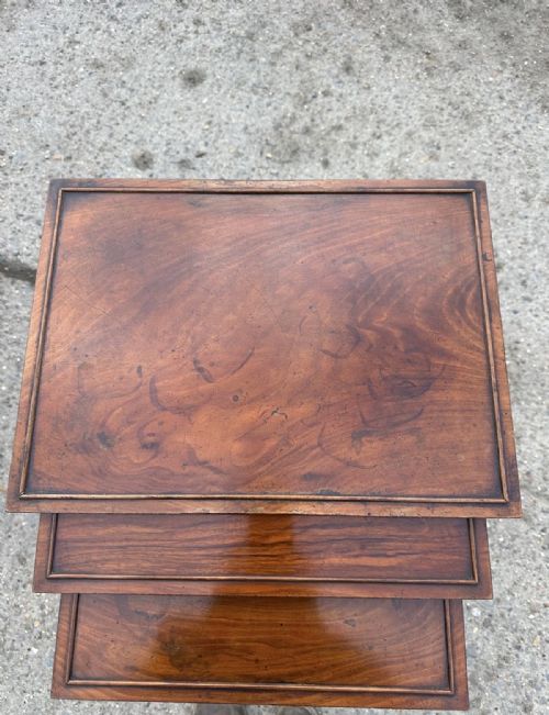 A NEST OF THREE VICTORIAN WALNUT TABLES - ADDITIONAL PHOTO 5
