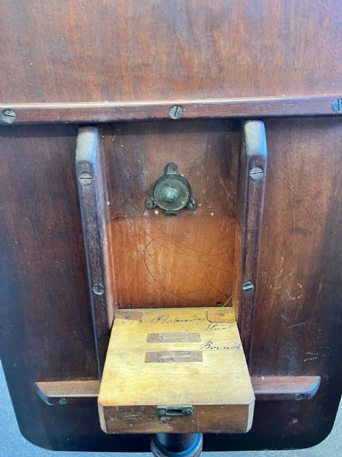 CIRCA 1800 GEORGIAN MAHOGANY TILT TOP TABLE - ADDITIONAL PHOTO 2