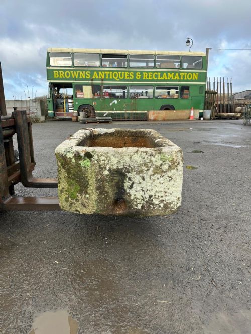 18TH CENTURY CORNISH GRANITE PUMP TROUGH - ADDITIONAL PHOTO 6