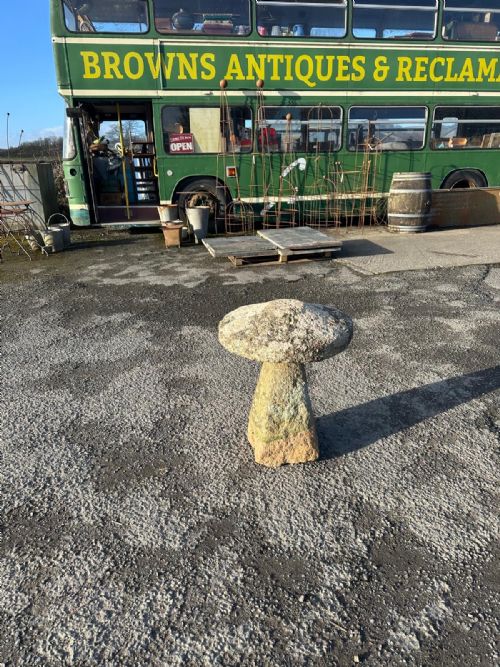 CIRCA 1800 CORNISH GRANITE STADDLE STONE - ADDITIONAL PHOTO 4