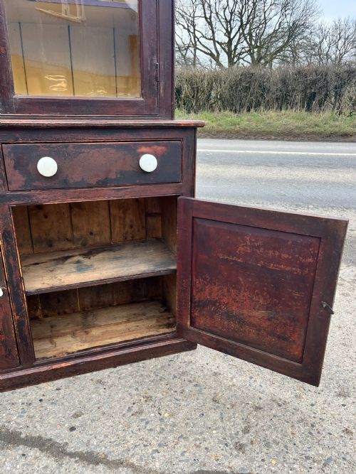 VICTORIAN GLAZED DRESSER IN ORIGINAL PAINT - ADDITIONAL PHOTO 9
