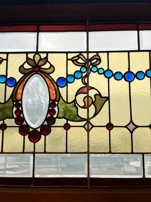 VICTORIAN LEAD LIGHT PANEL IN ASSOCIATED FRAME - ADDITIONAL PHOTO 1