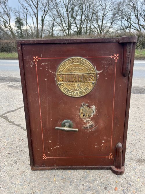 circa 1900 milners safe - CATEGORY: ANTIQUE MISCELLANEOUS - DATED 1900