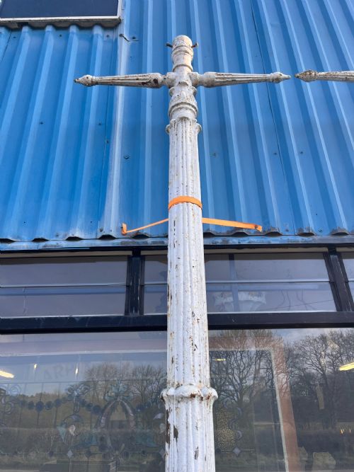 A PAIR OF VICTORIAN LAMP POSTS - ADDITIONAL PHOTO 3
