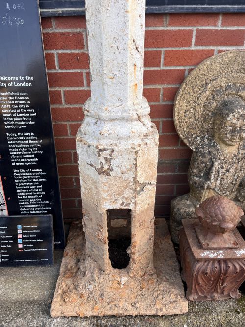 A PAIR OF VICTORIAN LAMP POSTS - ADDITIONAL PHOTO 4