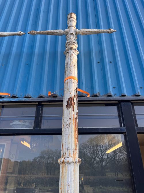 A PAIR OF VICTORIAN LAMP POSTS - ADDITIONAL PHOTO 10