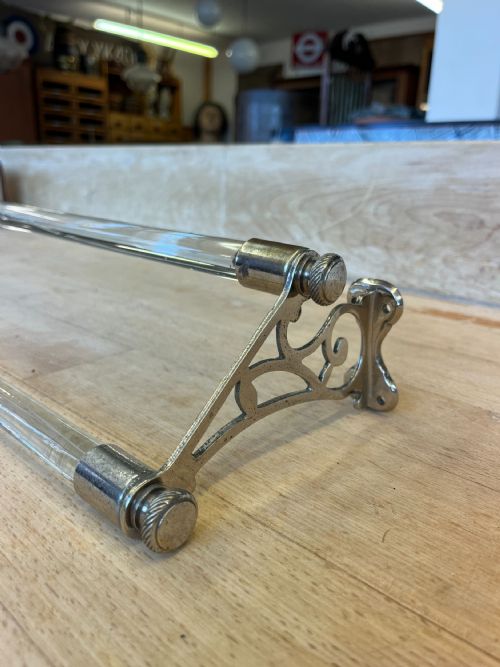 CIRCA 1900 TOWEL RAIL WITH ORIGINAL GLASS RAILS - ADDITIONAL PHOTO 2