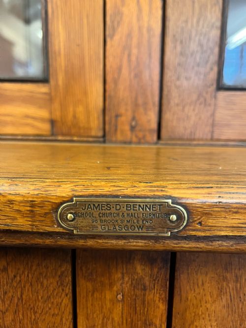 CIRCA 1900 OAK 4 DOOR GLAZED CUPBOARD BOOKCASE MADE BY JAMES D BENNET OF GLASGOW - ADDITIONAL PHOTO 5
