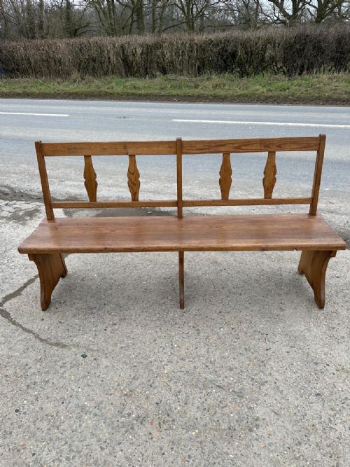 19TH CENTURY EAST EUROPEAN PINE BENCH - ADDITIONAL PHOTO 1
