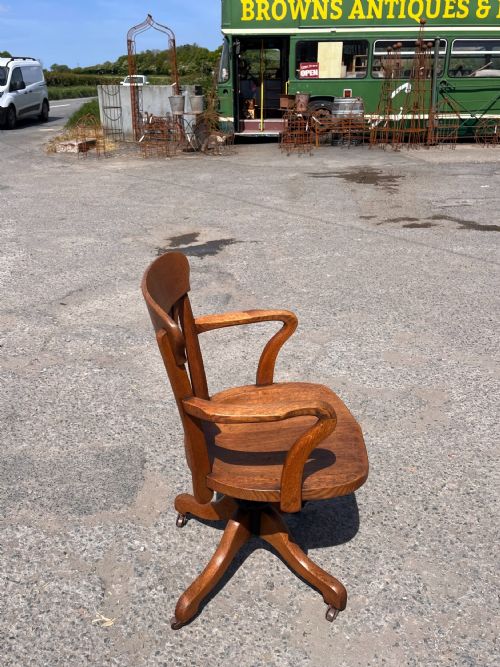 1920S OAK SWIVEL DESK CHAIR BY BIDDICK CO HOUSE FURNISHERS BRIDGWATER BURNHAMH408RN - ADDITIONAL PHOTO 2