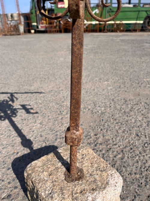 CIRCA 1920 WEATHER VANE DEPICTING FISHERMEN IN A BOAT - ADDITIONAL PHOTO 8