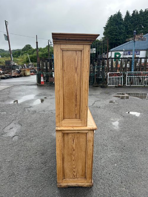 VICTORIAN PINE GLAZED TOP DRESSER - ADDITIONAL PHOTO 4