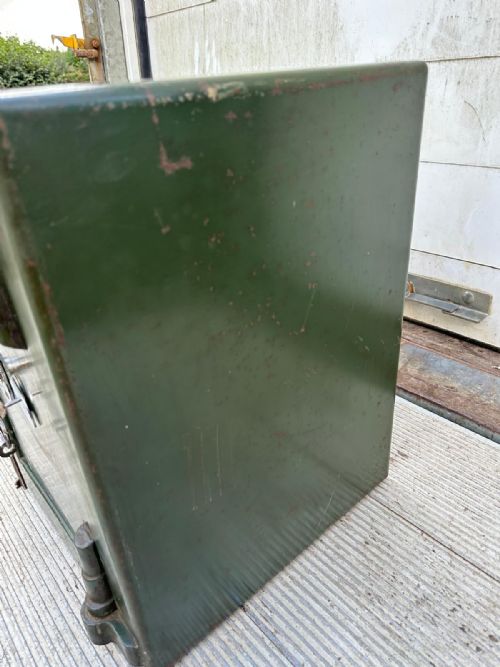 CIRCA 1930S SAMUEL WITHERS AND CO SAFE WITH KEY - ADDITIONAL PHOTO 3