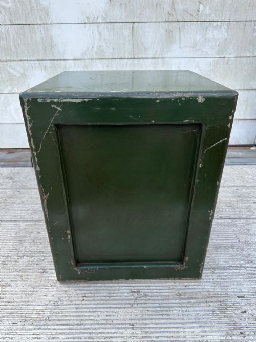 CIRCA 1930S SAMUEL WITHERS AND CO SAFE WITH KEY - ADDITIONAL PHOTO 10