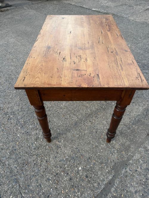 VICTORIAN PINE KITCHEN TABLE - ADDITIONAL PHOTO 3