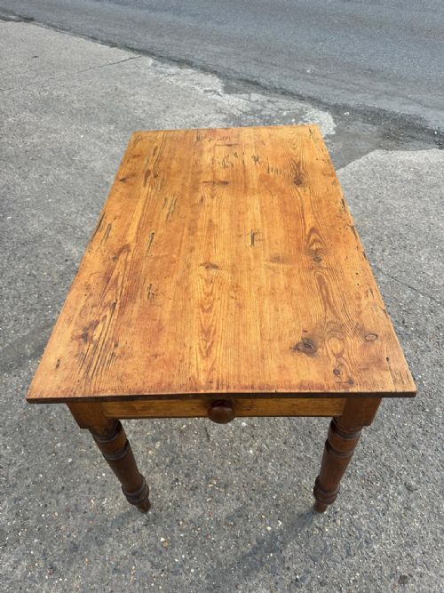 VICTORIAN PINE KITCHEN TABLE - ADDITIONAL PHOTO 5