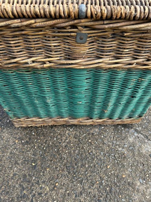 EARLY 20TH CENTURY WICKER LAUNDRY BASKET - ADDITIONAL PHOTO 9