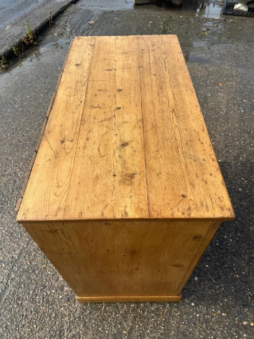 VICTORIAN PINE TWO DOOR CUPBOARD - ADDITIONAL PHOTO 4