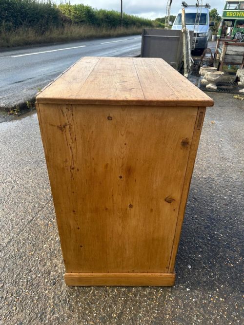 VICTORIAN PINE TWO DOOR CUPBOARD - ADDITIONAL PHOTO 7