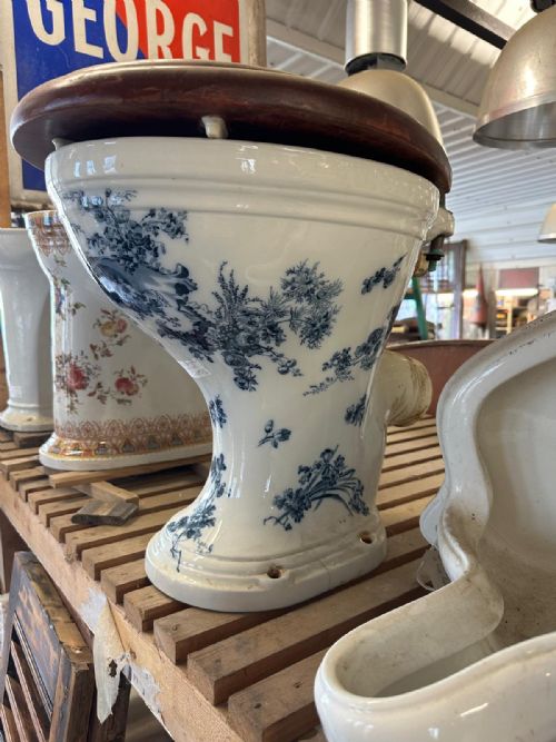 VICTORIAN BLUE AND WHITE TOILET WITH SEAT - ADDITIONAL PHOTO 1