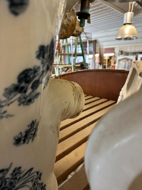 VICTORIAN BLUE AND WHITE TOILET WITH SEAT - ADDITIONAL PHOTO 2