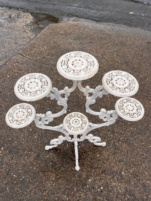 VICTORIAN CAST IRON PLANT STAND - ADDITIONAL PHOTO 2