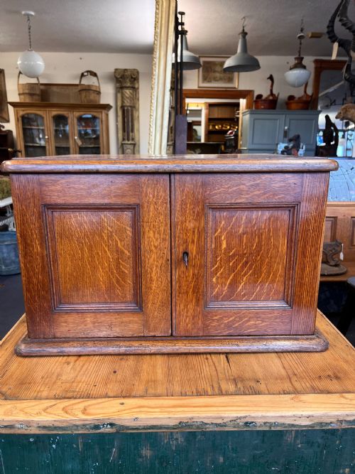 victorian oak cutlery canteen empty - CATEGORY: ANTIQUE CUPBOARDS - DATED VICTORIAN